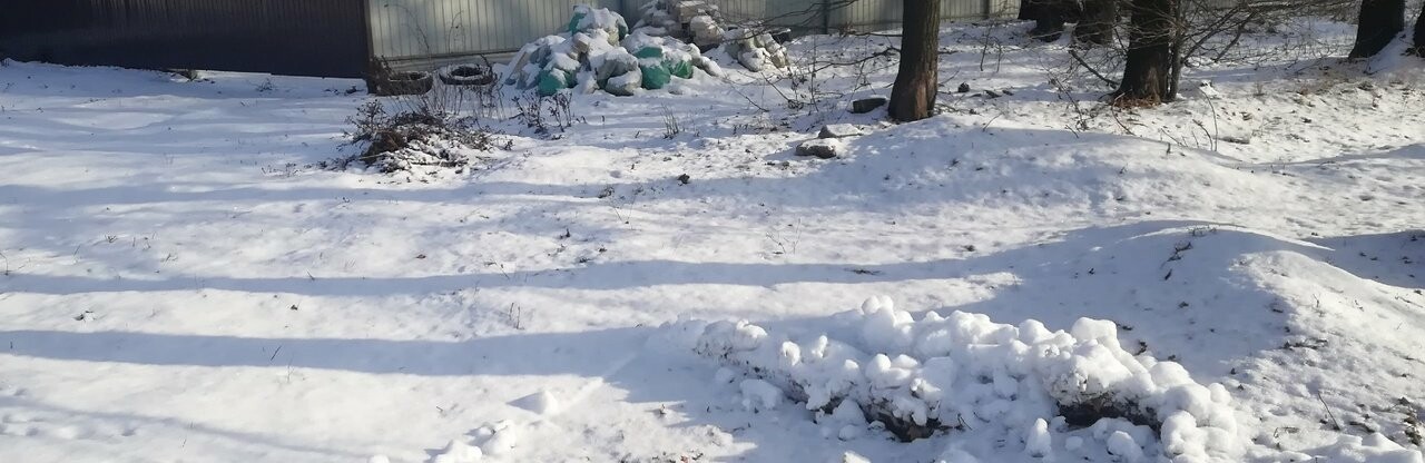 Власти Белгородского района с 2020 года ждут хорошей погоды, чтобы убрать мусор в селе Шишино