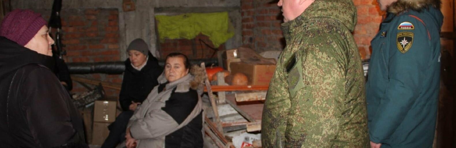 В Волоконовке белгородцев спустили в подвал многоэтажки для отработки ЧС