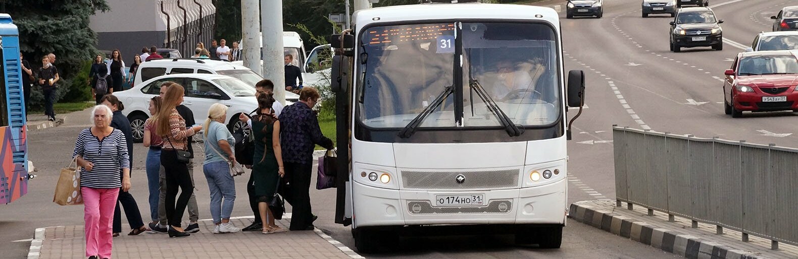 В ещё одном автобусе Белгорода карту придётся прикладывать два раза 