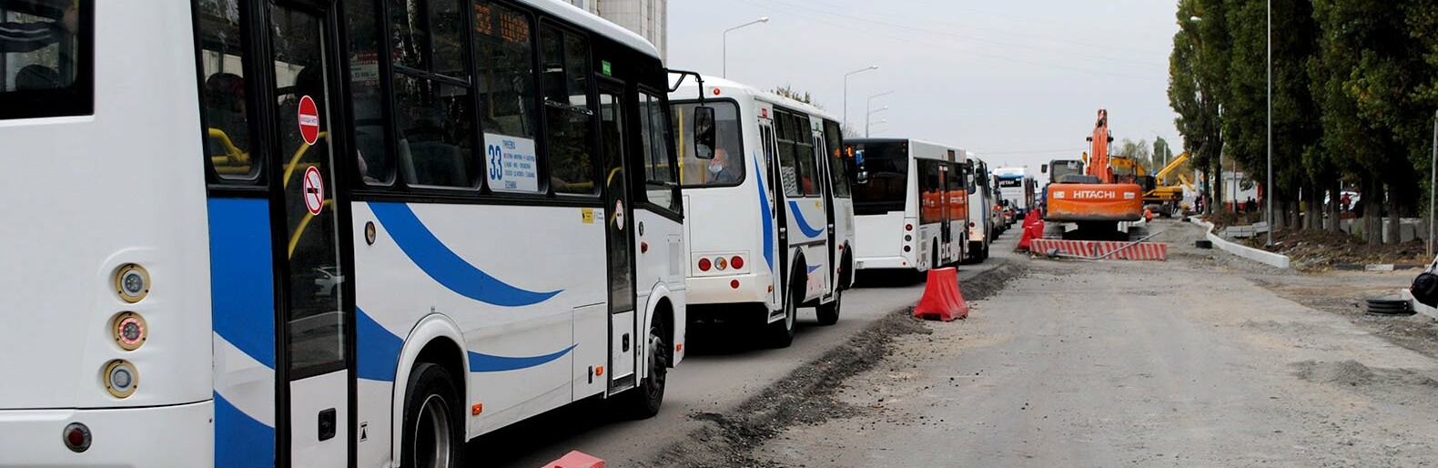 В Белгороде узаконили повышение зарплаты водителям школьных автобусов