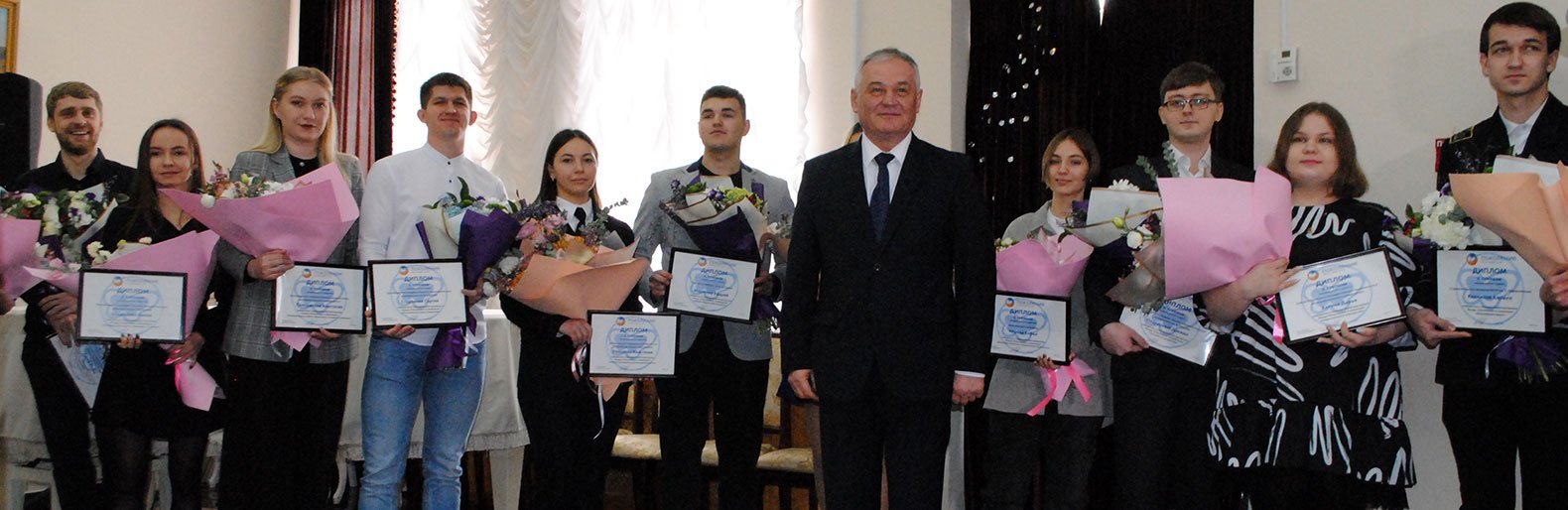 Лучших белгородских студентов отметили стипендией фонда «Поколение» Андрея Скоча
