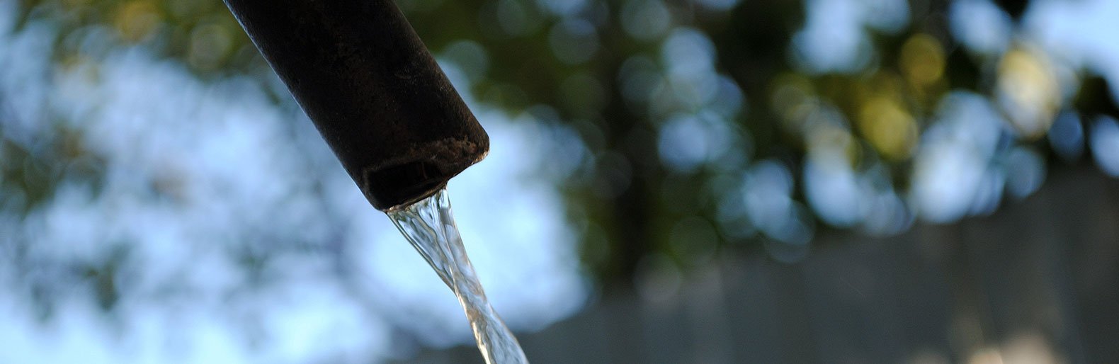 В Белгороде возобновили подачу воды в дома по улице Есенина и бульвару Юности
