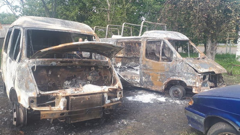 Белгородец в отместку соседу сжёг три его машины 
