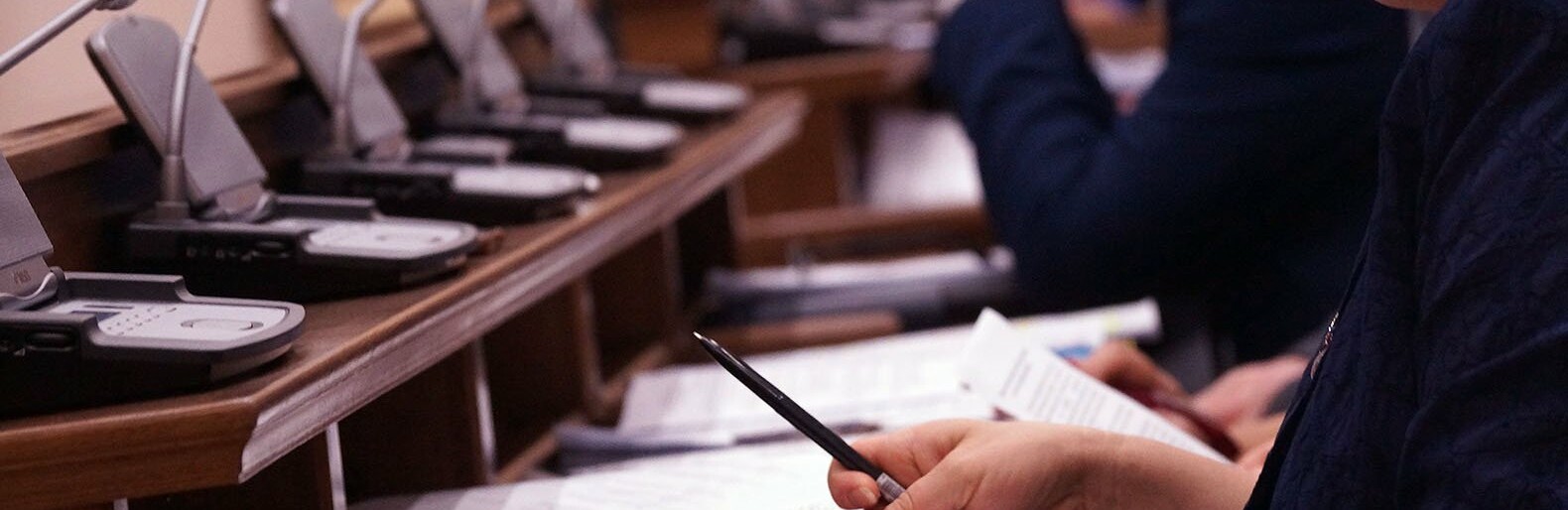 Белгородские депутаты теперь обязаны сообщать о склонении к коррупции в прокуратуру