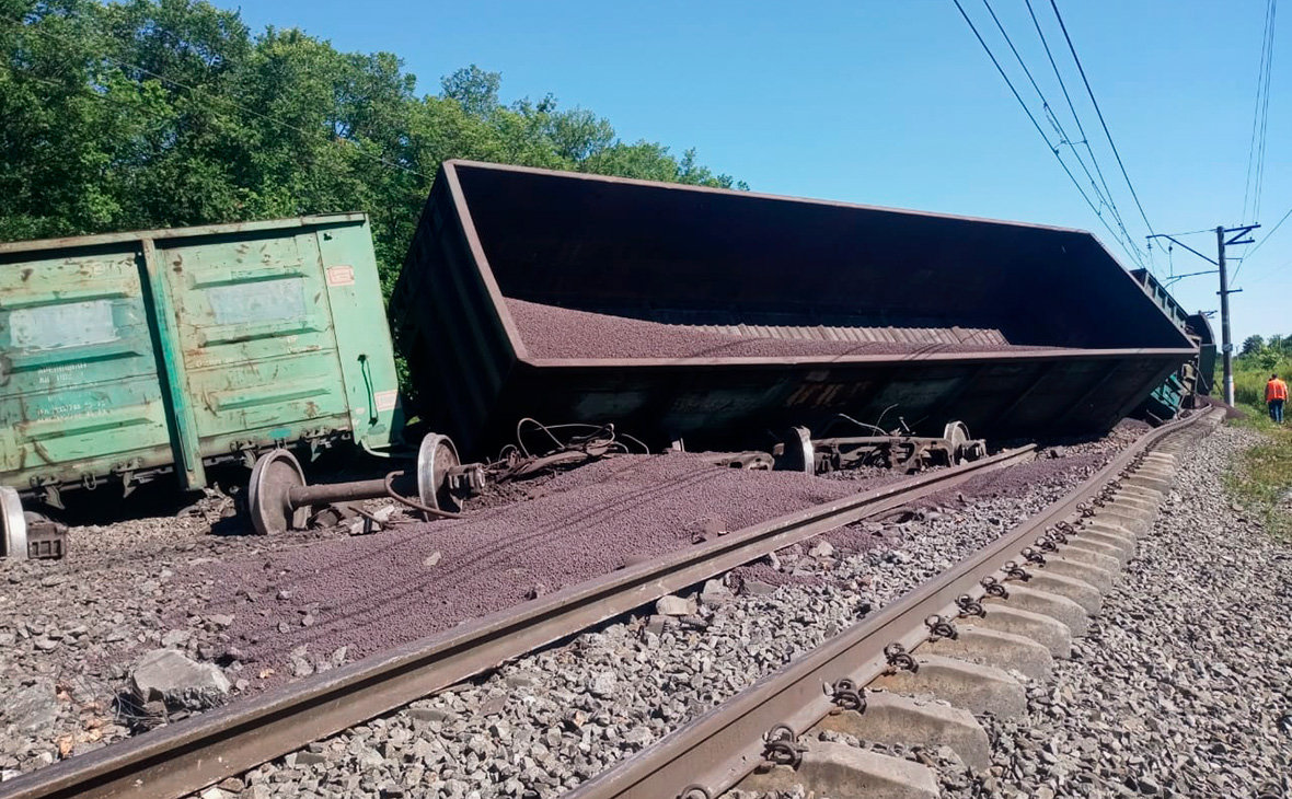 Поезда приходят в Белгород с опозданием из-за схода грузовых вагонов под Тулой 
