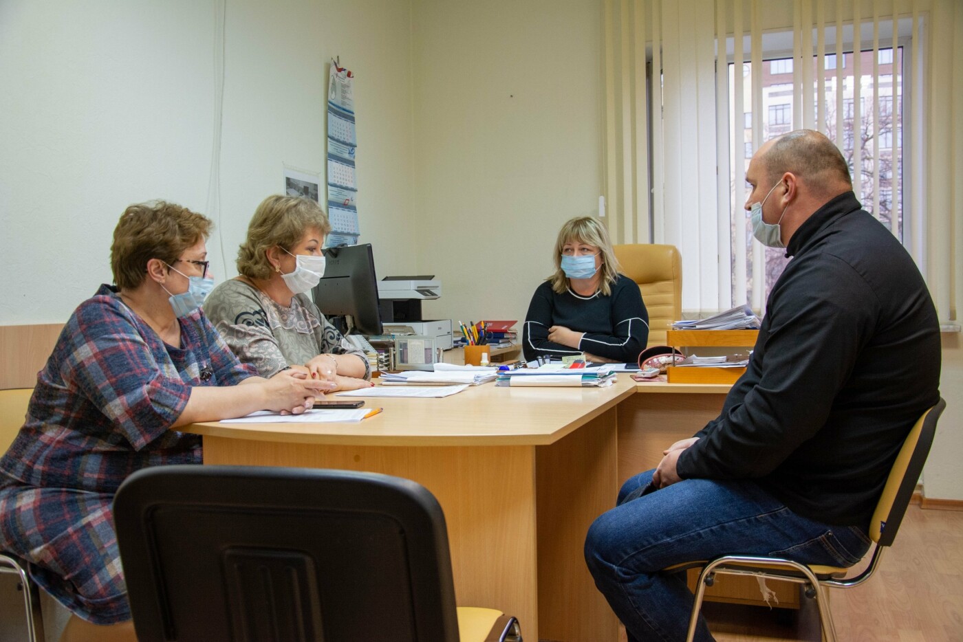 Встреча родителей маленького пациента с замглавы депздрава Ириной Николаевой