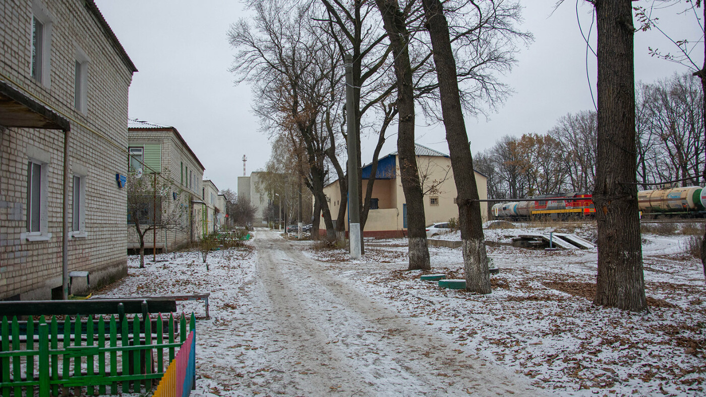 Индекс разумного белгородская область. ПМС 59 разумное Белгород. Разумное Белгородская область ПМС 59. Первый снег в Разумном Белгородская область дом 1. Разумное ул Станционная, д 1.