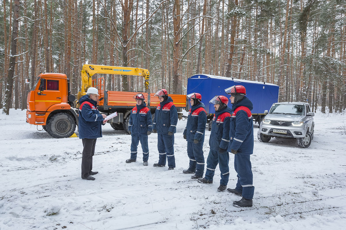 Белгородские энергетики из-за снегопада работают в режиме повышенной готовности