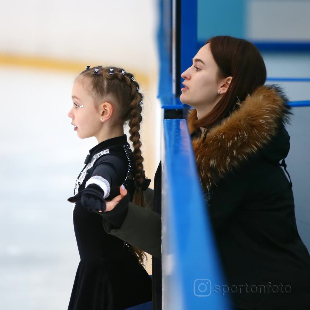 Тренеры - выпускники школы фигурного катания Белгорода