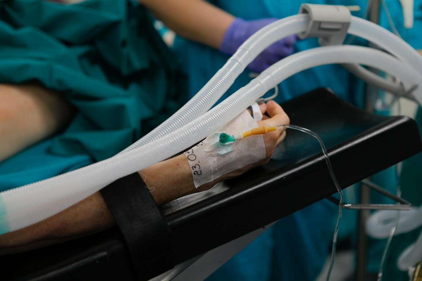Операция по уникальной методике лечения переломов костей таза в горбольнице № 2 Белгорода