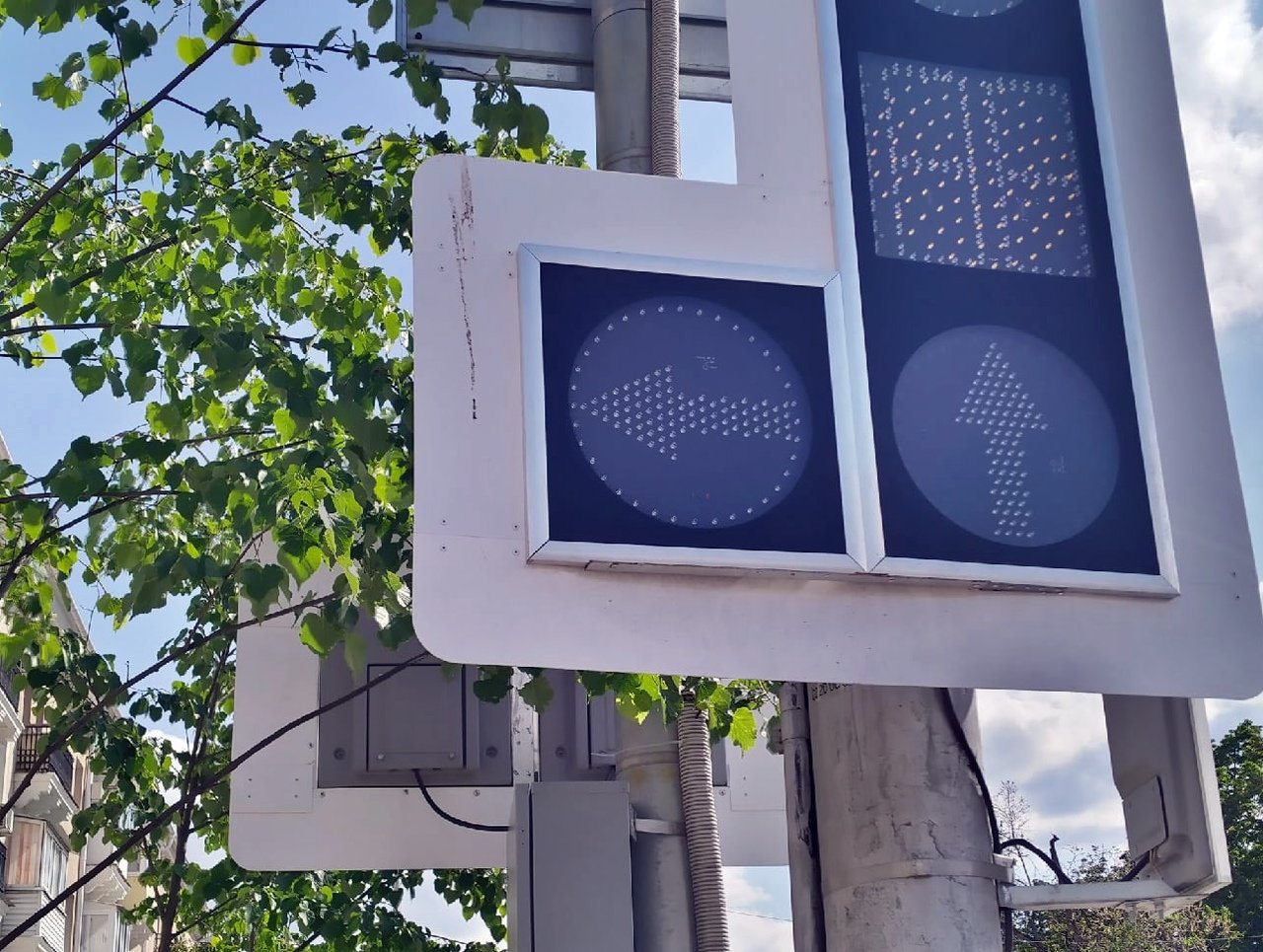 Светофоры у Соборной площади оснастили пешеходными кнопками