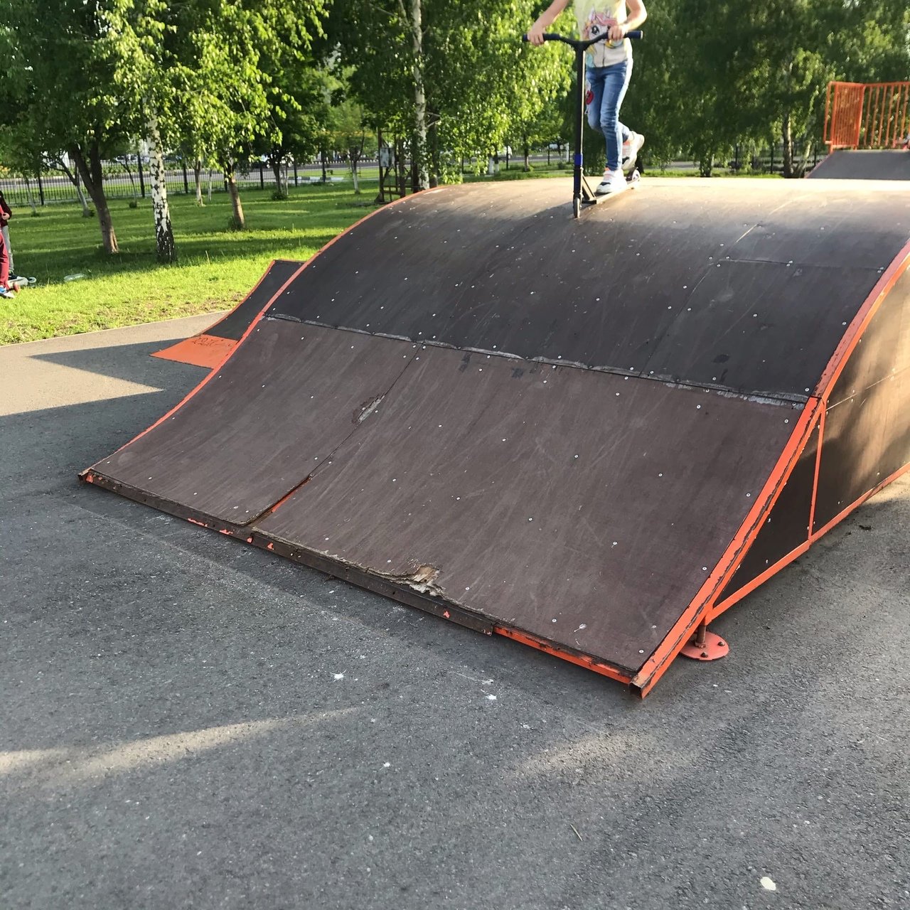 Скейт-площадка в Губкине, фото: паблик во ВКонтакте «Подслушано Губкин»