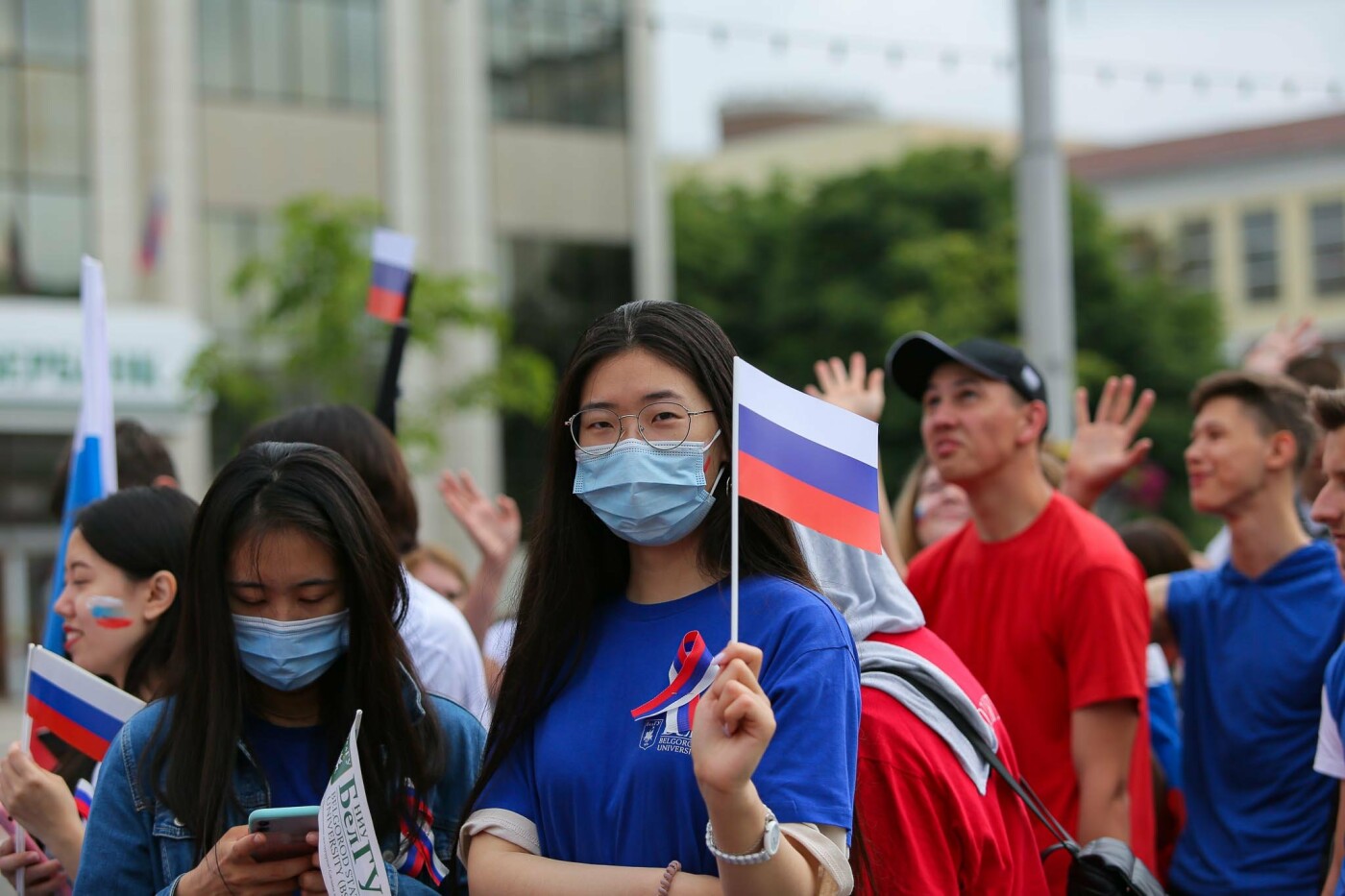 Праздничный флешмоб в Белгороде ко Дню России