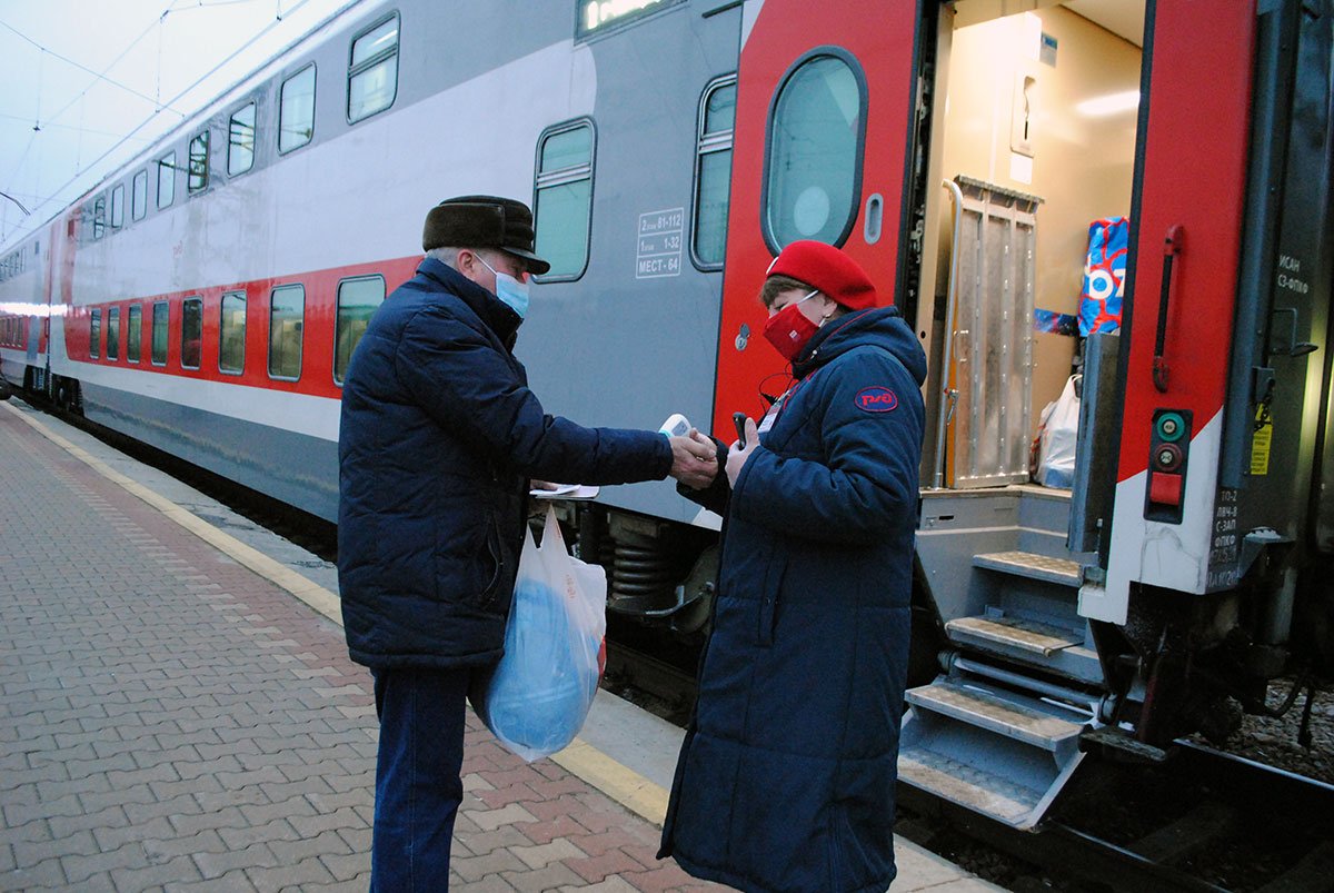 двухэтажный поезд из Белгорода