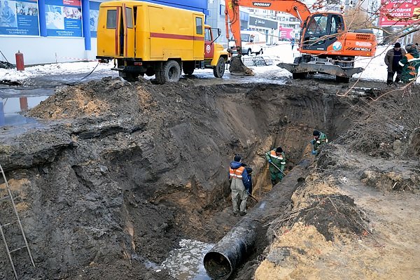Прокуратура проводит проверку по факту крупного порыва водопровода в Старом Осколе (фото) - фото 1