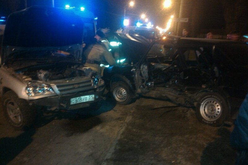 В Белгороде за прошедшие сутки произошло два крупных ДТП: один человек погиб, ещё четверо пострадали (фото) - фото 1