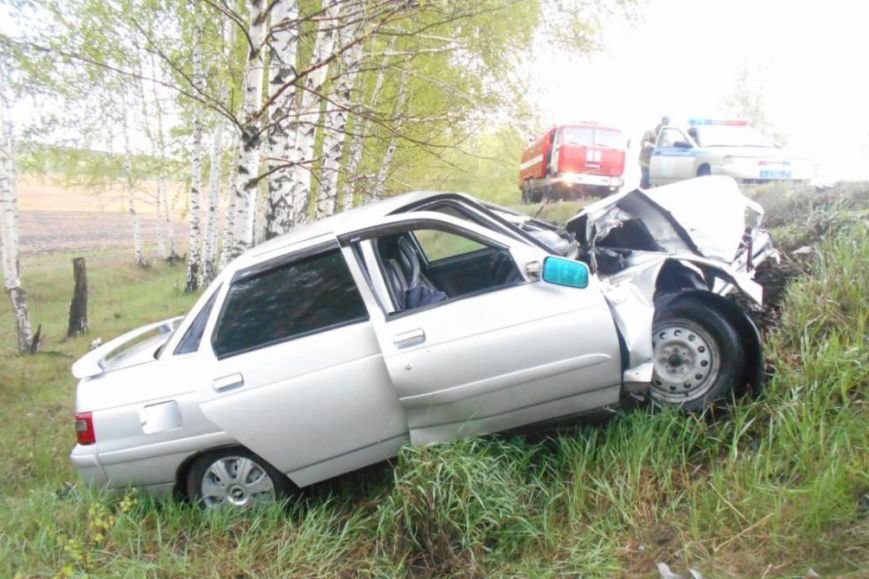 За выходные на белгородских дорогах три человека погибли и 17 пострадали в ДТП (фото) - фото 1